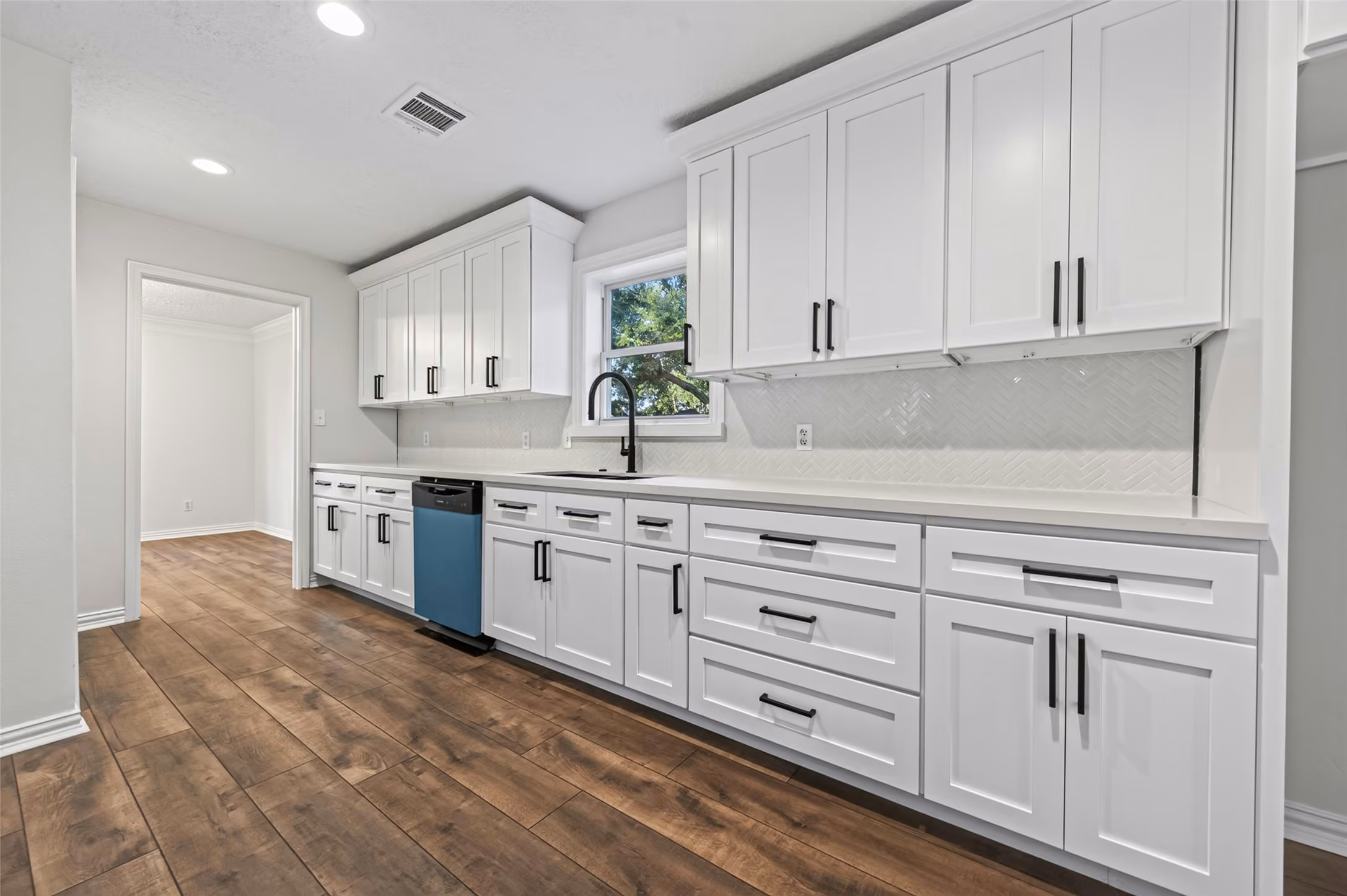 Photo 3 of 11723 Quail Creek Drive, Houston, TX