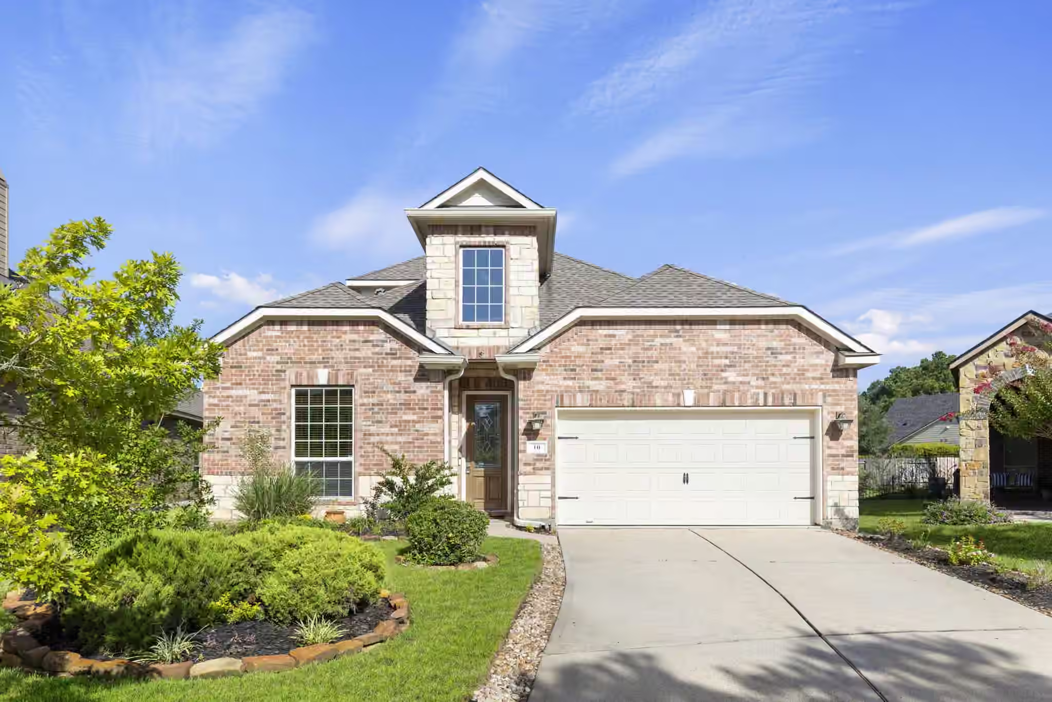 Photo of 10 Sagamore Ridge Place, Spring, TX