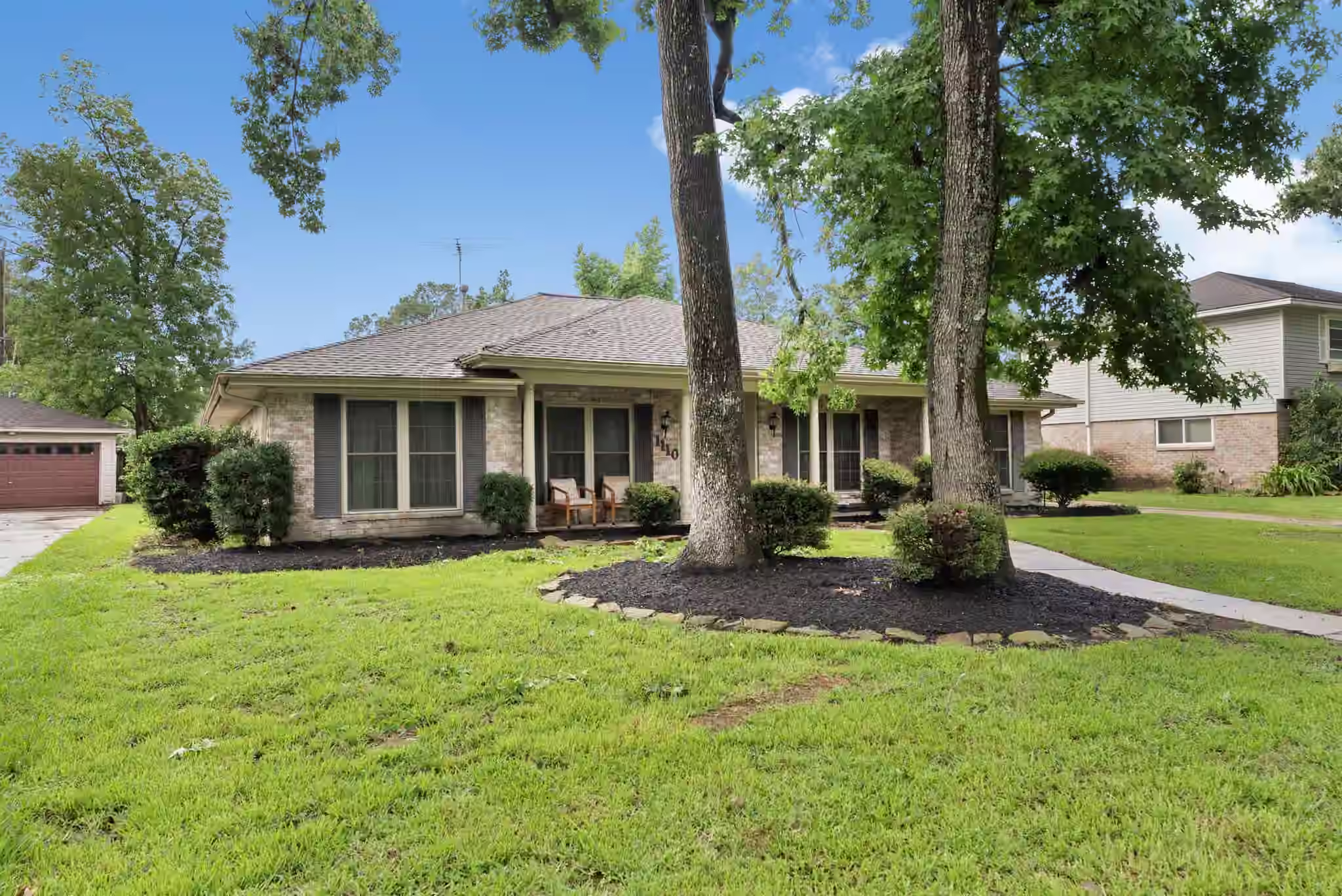 Photo 2 of 1110 Pear Tree Lane, Houston, TX