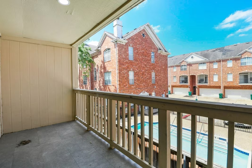 Photo 5 of 2300 Augusta Drive 28, Houston, TX