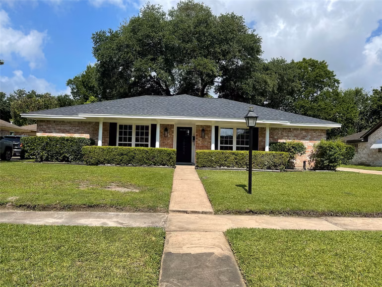 Photo of 10606 Hoyte Drive, Houston, TX