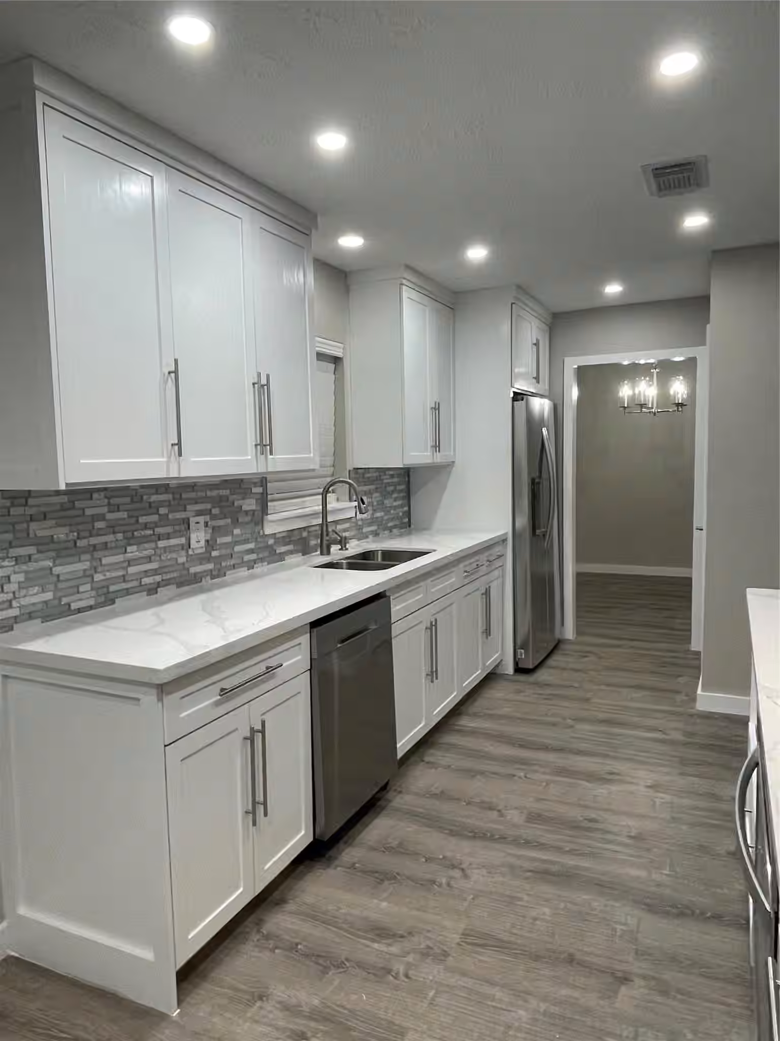 Photo 5 of 10606 Hoyte Drive, Houston, TX