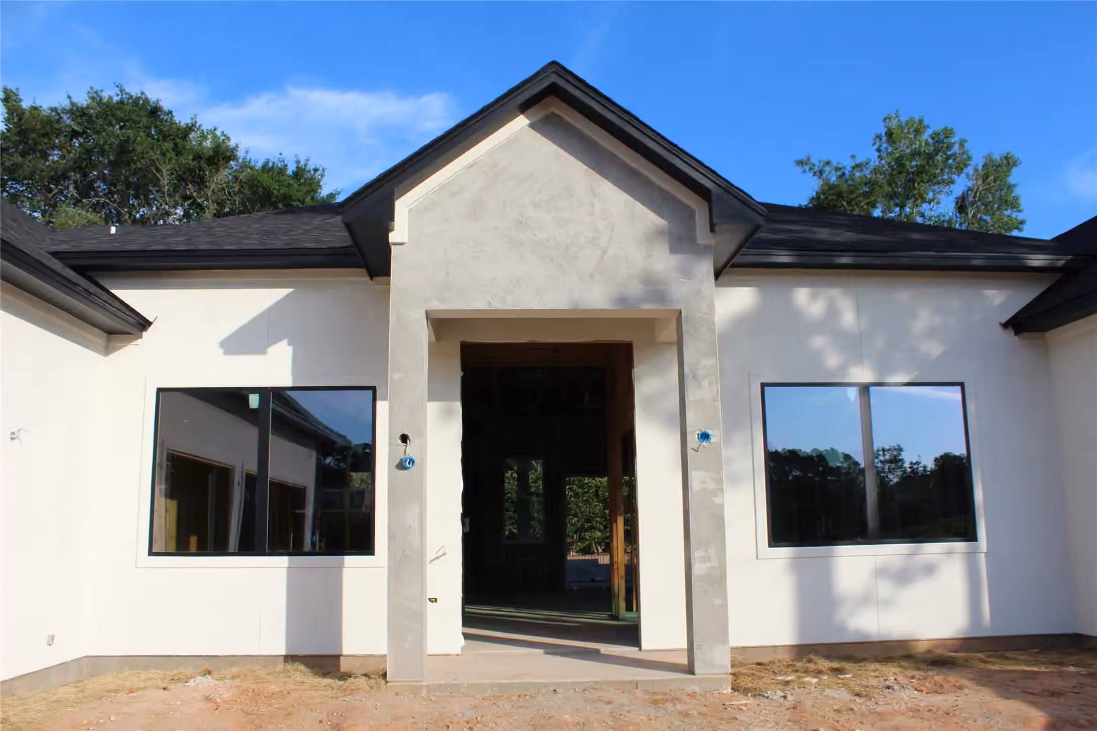 Photo 3 of 339 W Shore Lane, Montgomery, TX