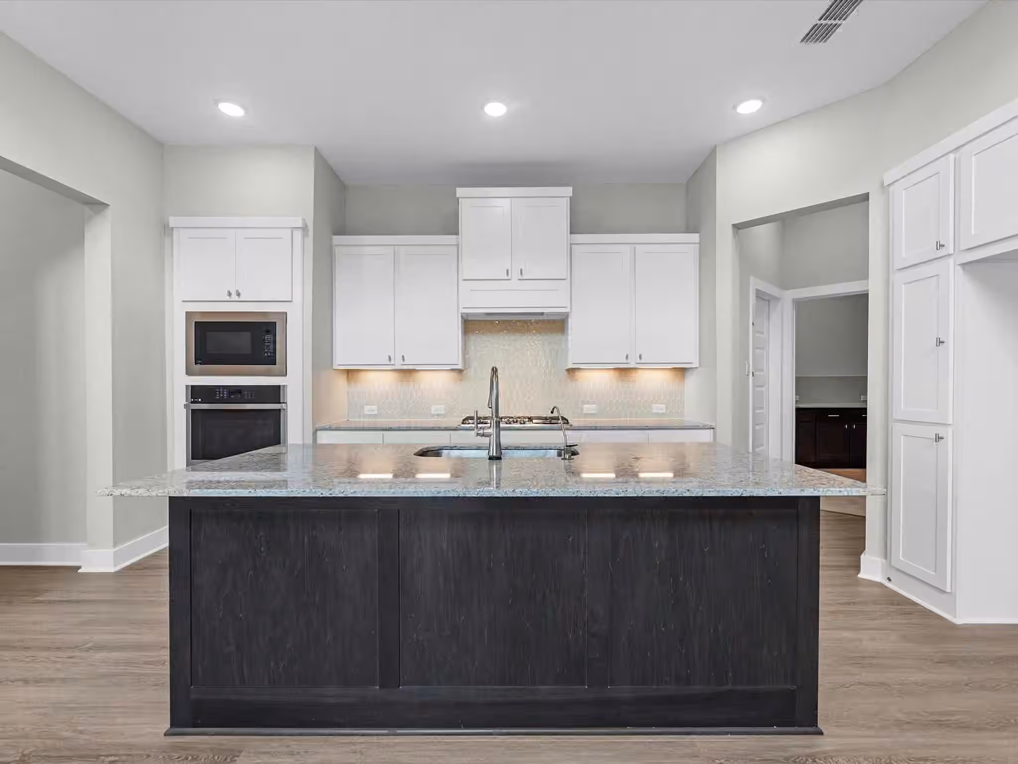 Photo 2 of 17814 Carnation Glen Drive, Richmond, TX