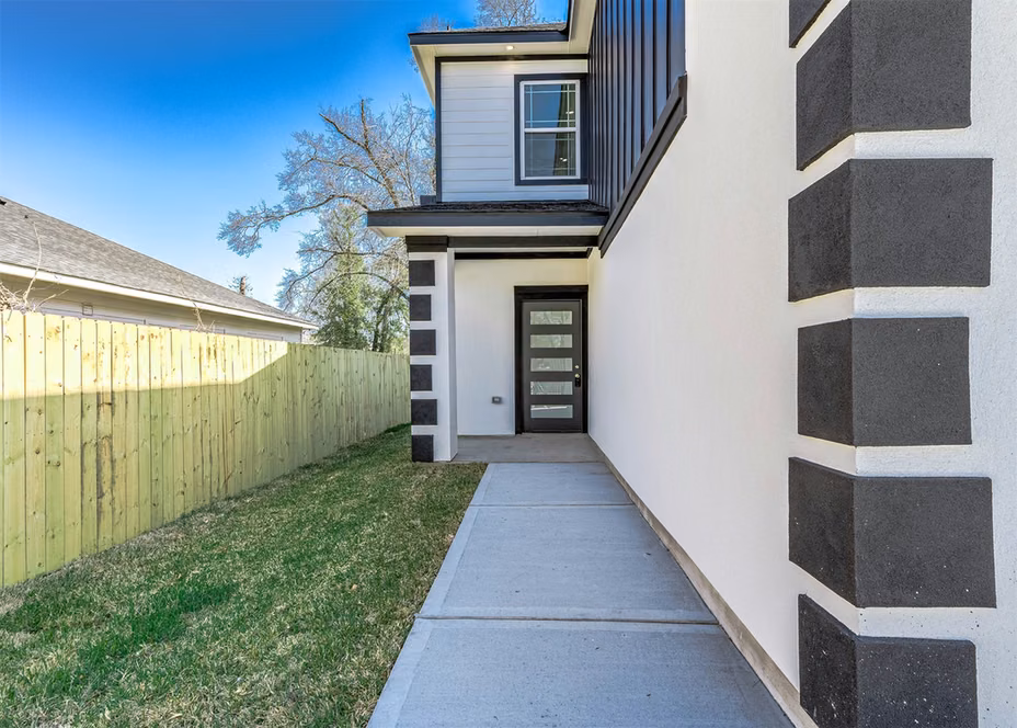 Photo 5 of 8602 Hoffman Street, Houston, TX