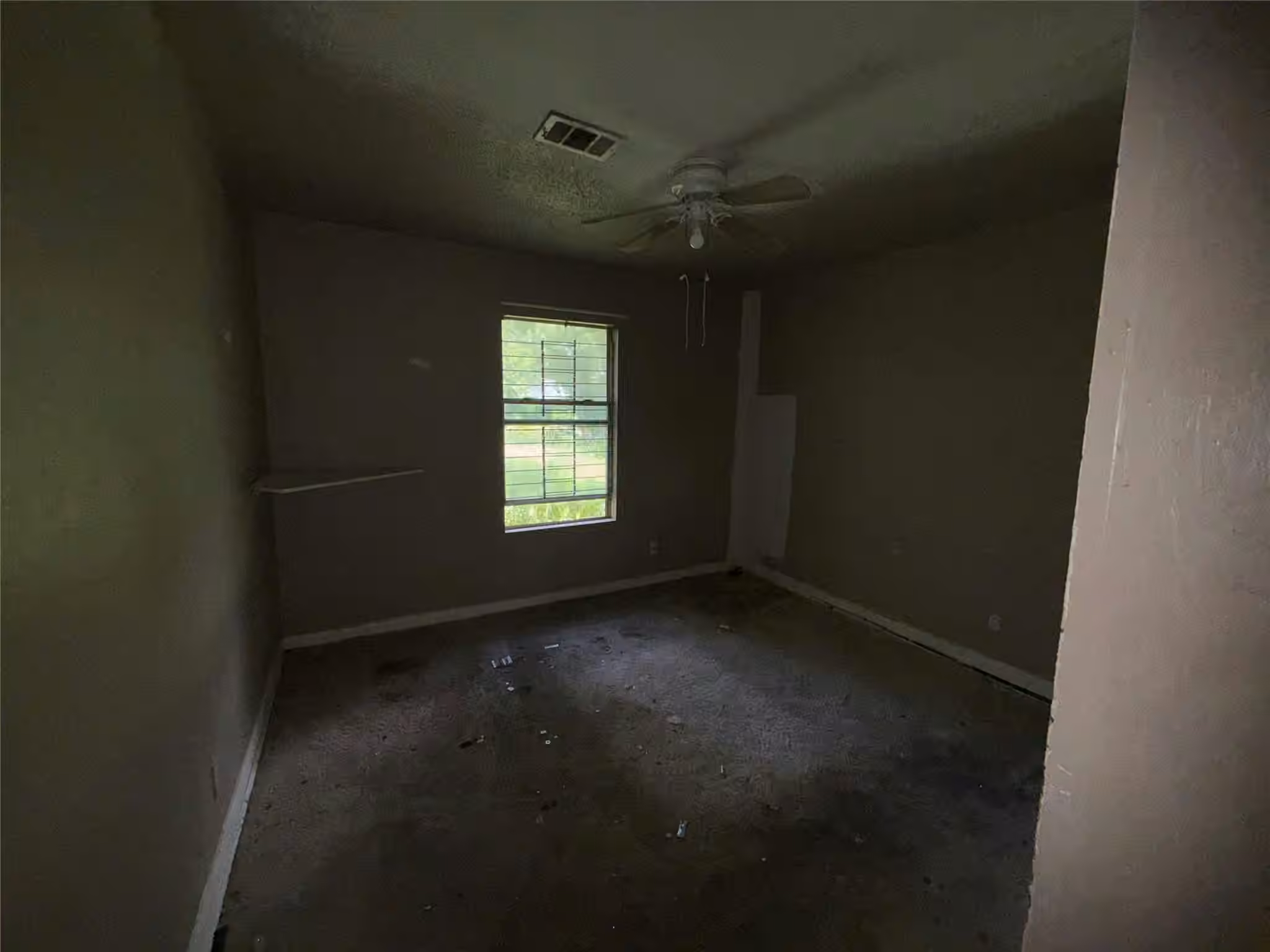 Photo 3 of 6026 Glenhurst Drive, Houston, TX