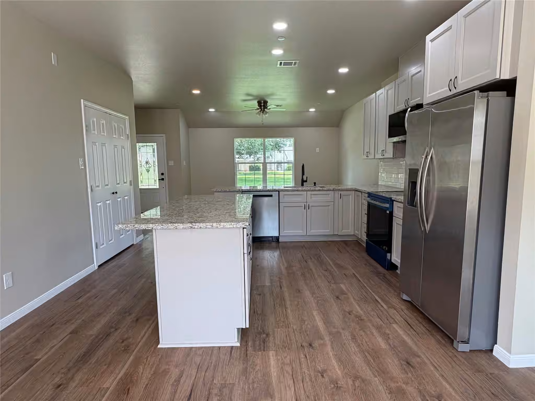 Photo 3 of 7178 Crownwest Street 7178, Houston, TX