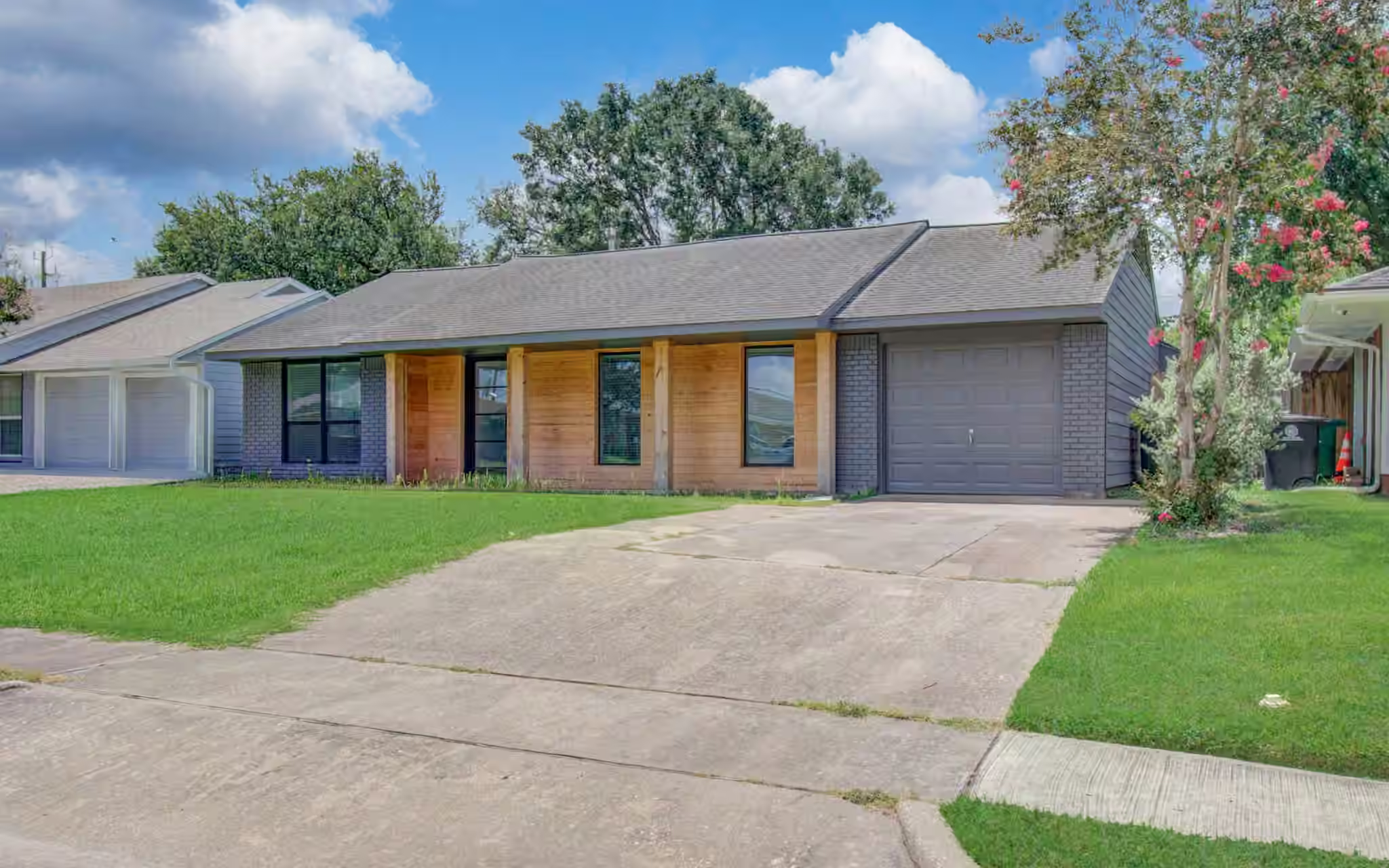 Photo 2 of 4009 Omeara Drive, Houston, TX