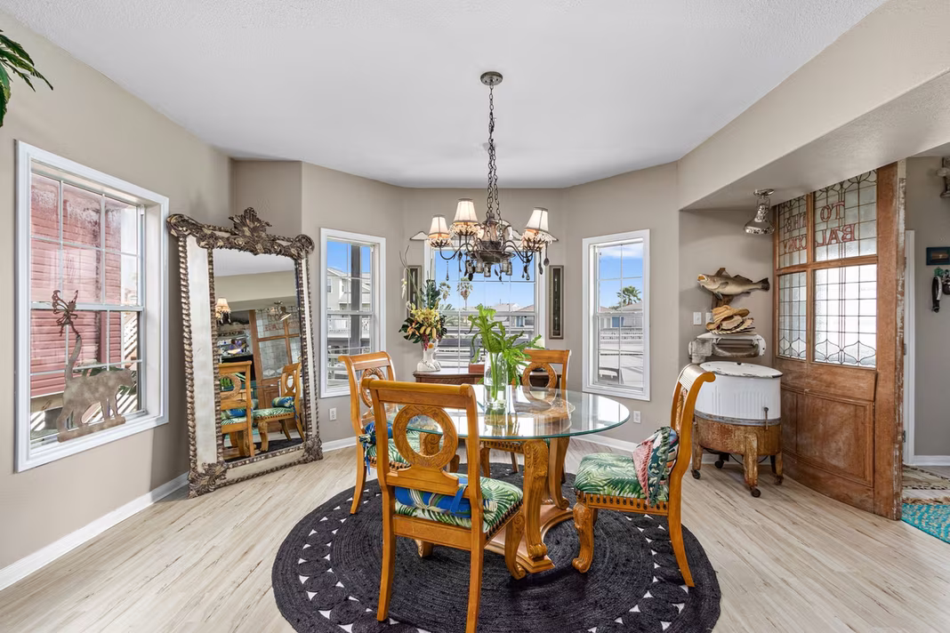 Photo 7 of 27 N Flamingo Street, La Marque, TX