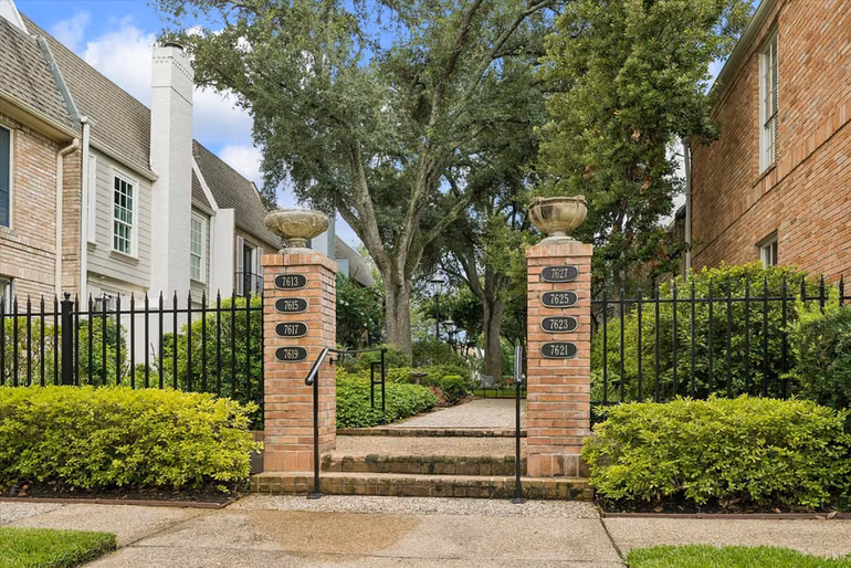 Photo 2 of 7615 Del Monte Drive, Houston, TX