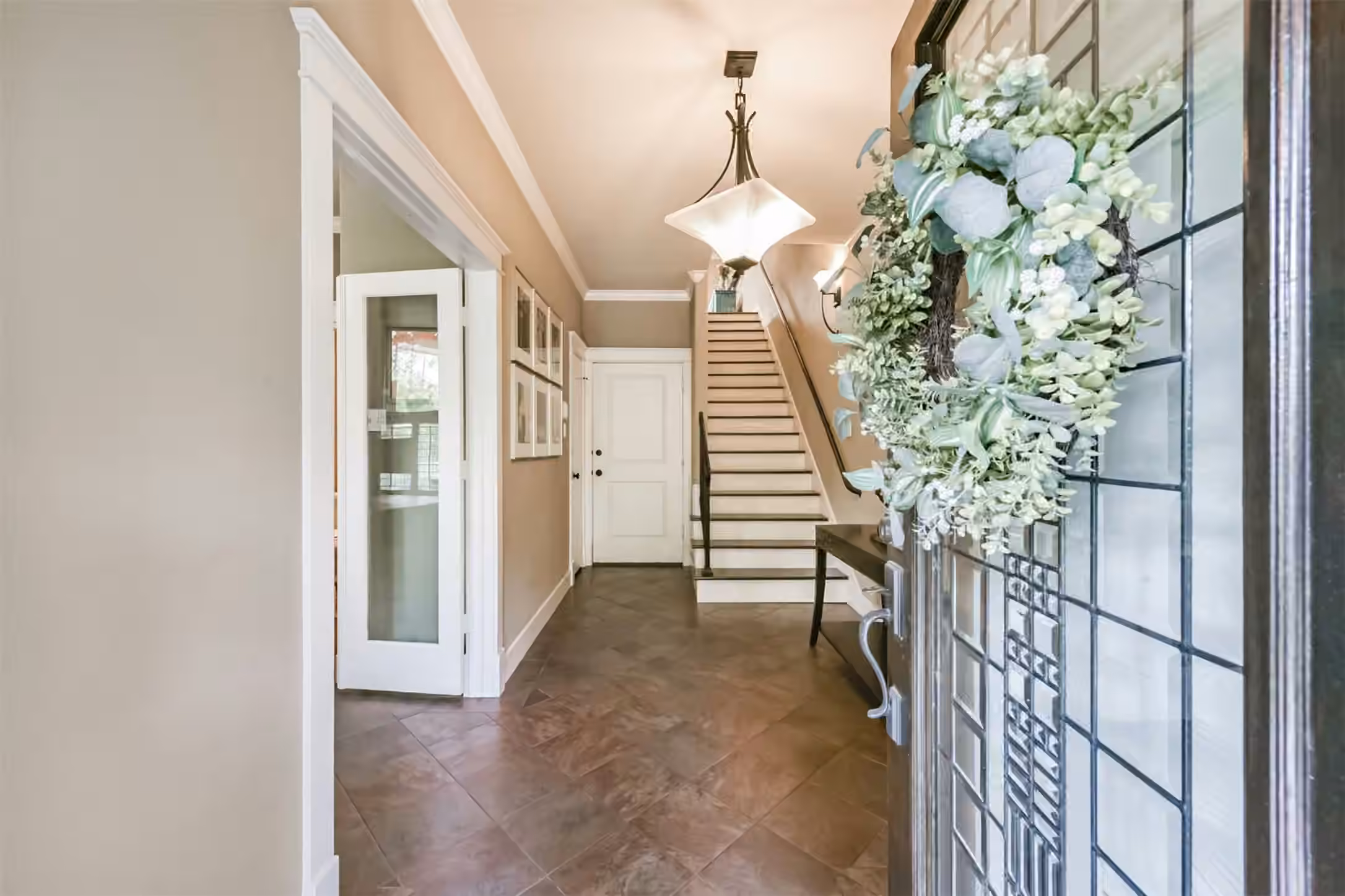 Photo 4 of 240 E Woodland Street, Houston, TX