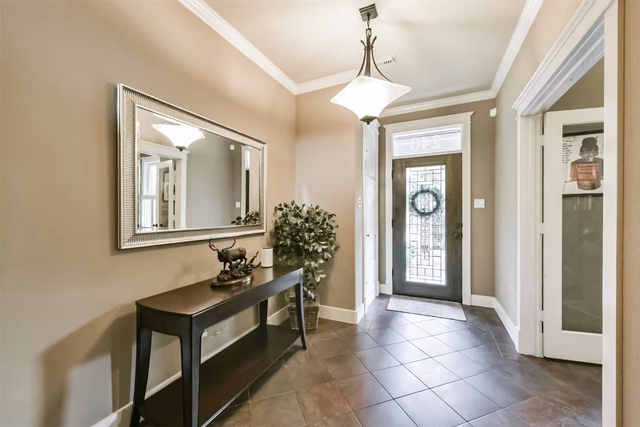 Photo 5 of 240 E Woodland Street, Houston, TX