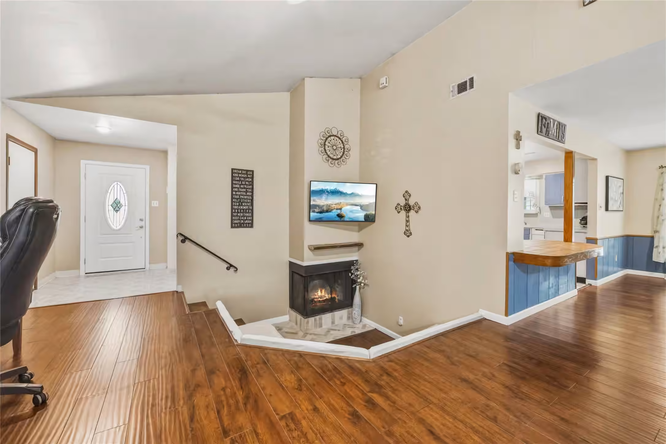 Photo 4 of 25341 Dogwood Lane, Splendora, TX