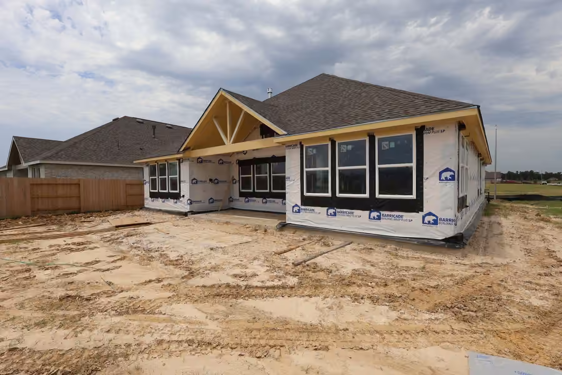 Photo 4 of 2903 Laguna Madre Place, Crosby, TX