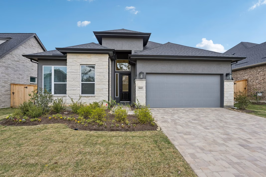 Photo of 26022 S Outrider Banks, Montgomery, TX 77316