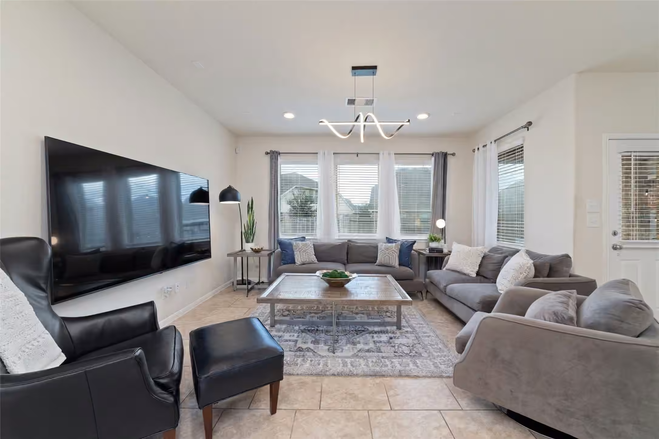 Photo 2 of 14722 Oakheath River Court, Cypress, TX