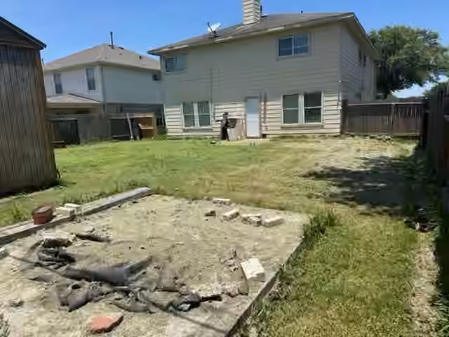 Photo 5 of 11001 Groveshire Drive, Texas City, TX