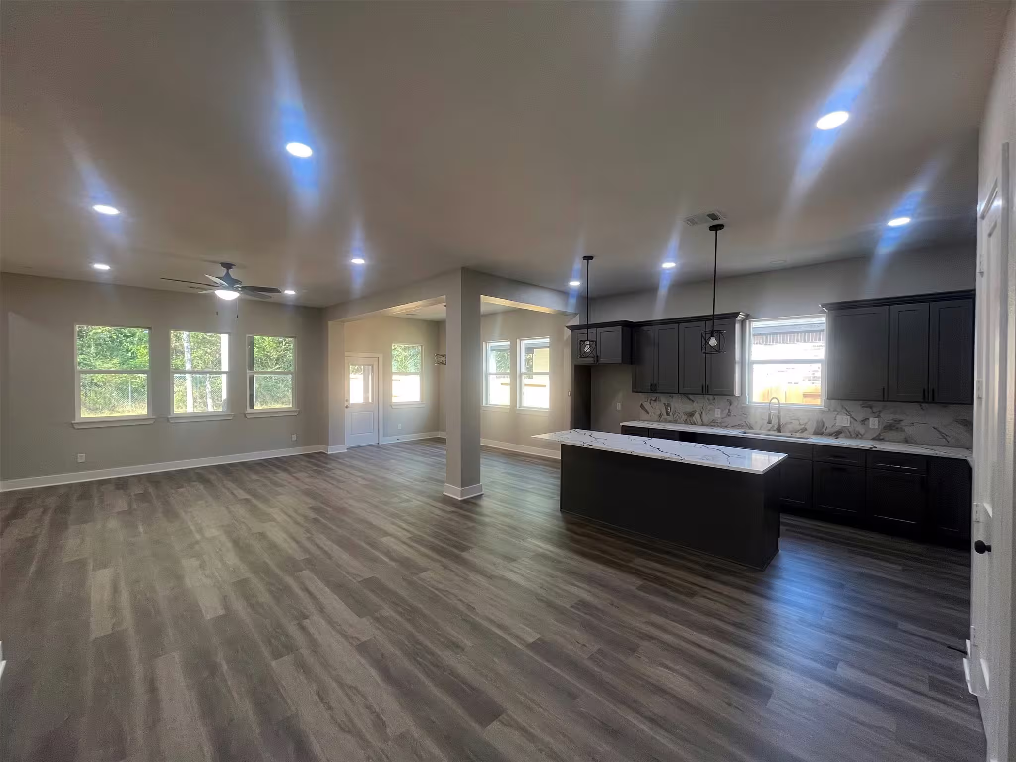 Photo 3 of 28807 Champion Oaks Dr, Magnolia, TX