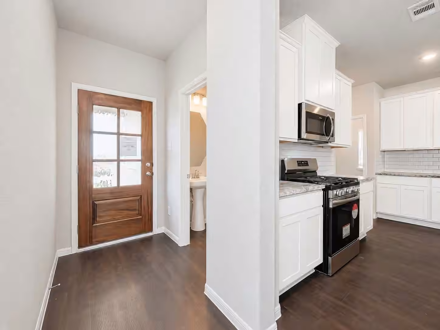 Photo 2 of 2110 Rosillo Brook Drive, Baytown, TX