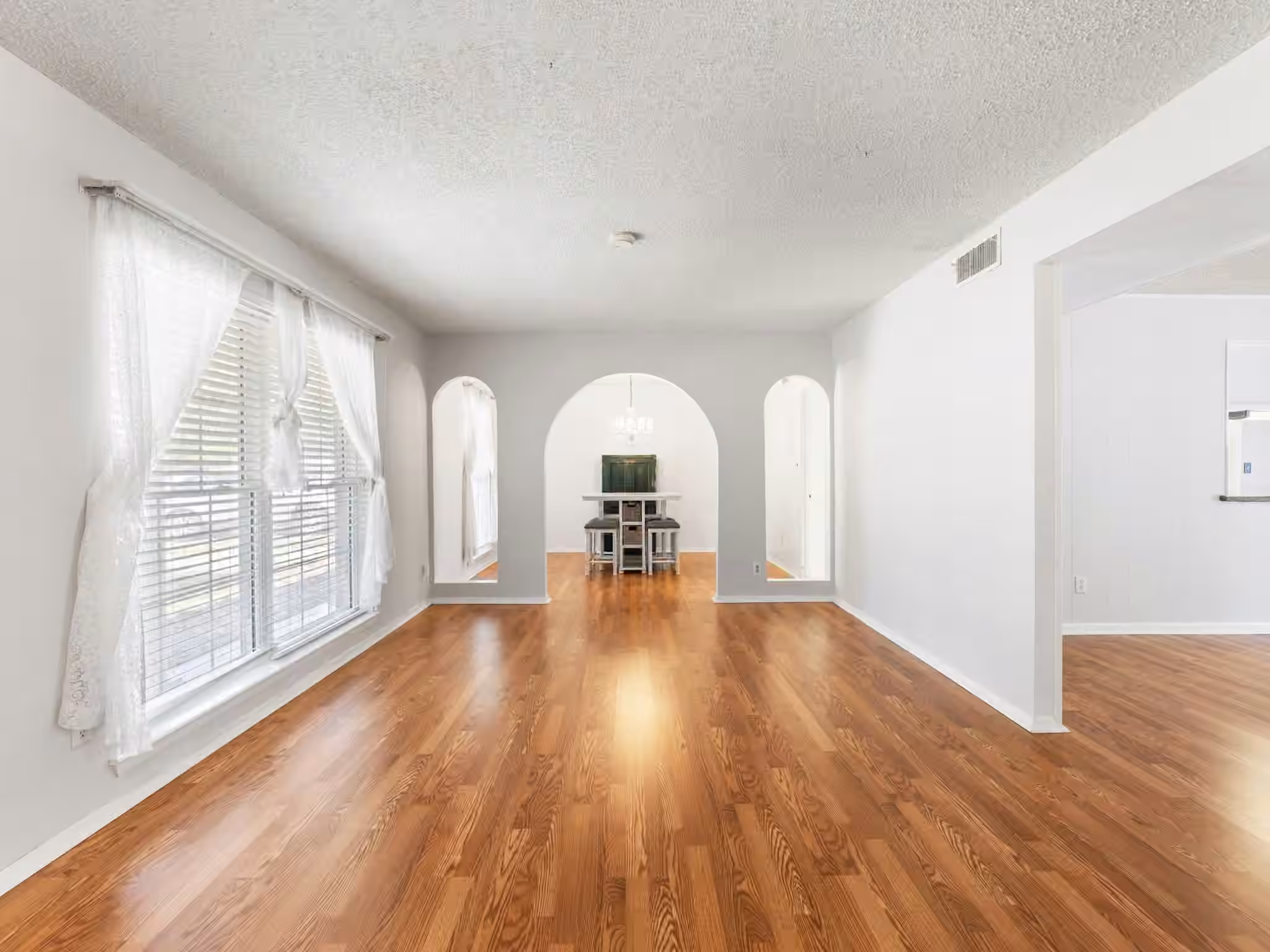 Photo 6 of 2025 Tupper Lake Lane, Bay City, TX