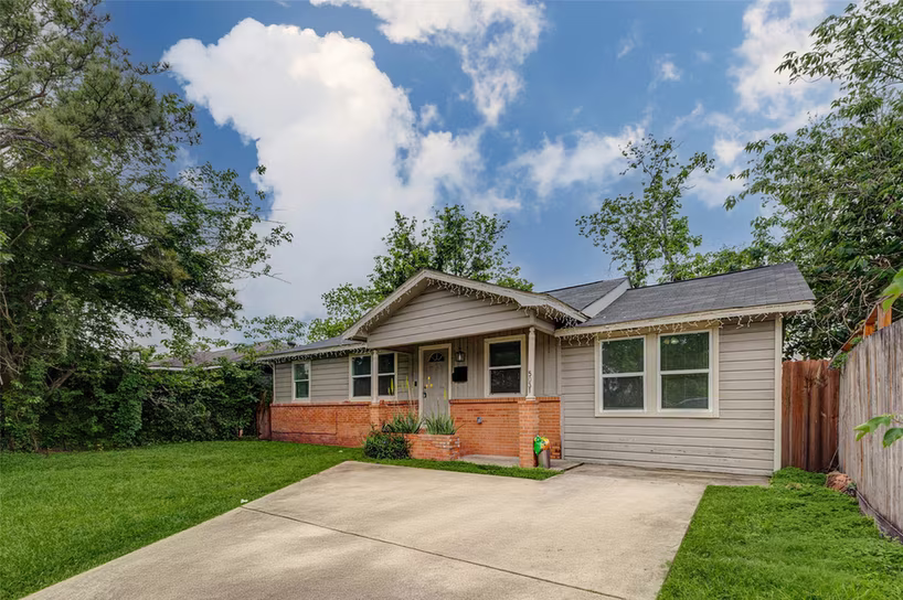 Photo of 5031 Caplin Street, Houston, TX