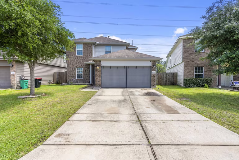 Photo 5 of 17210 Erin Oaks Lane, Humble, TX