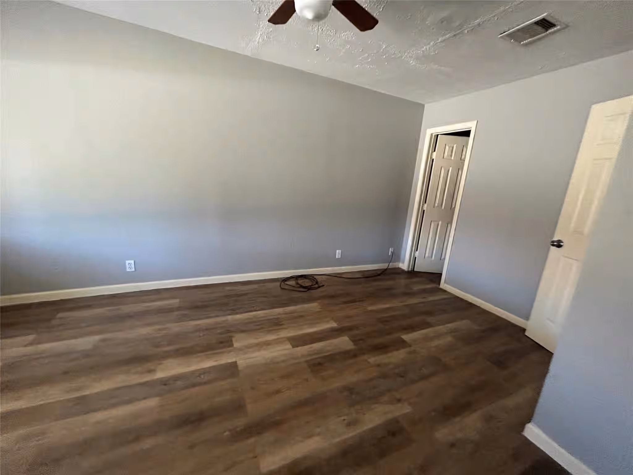 Photo 2 of 9317 Cathedral Drive, Houston, TX