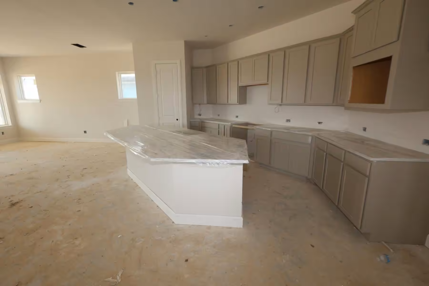 Photo 6 of 12107 Canal View Boulevard, Mont Belvieu, TX