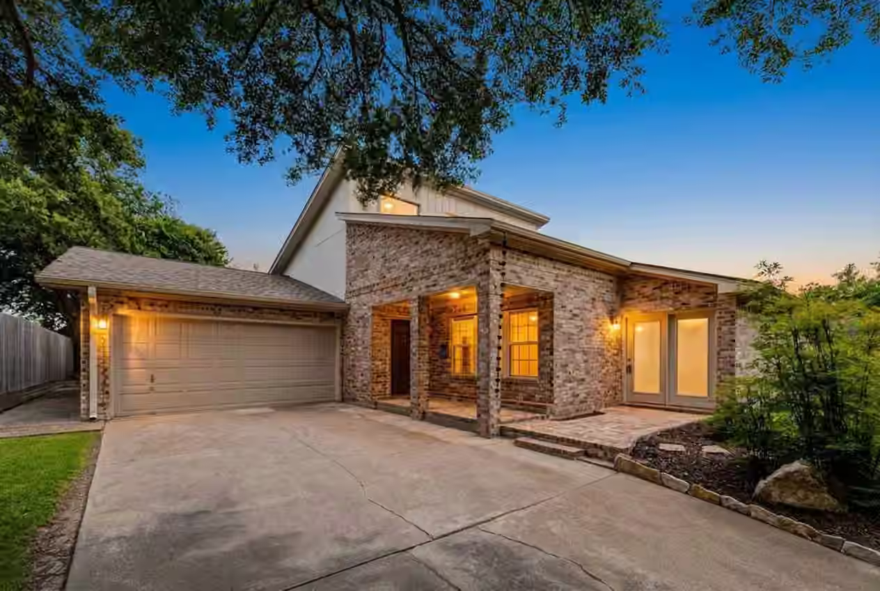 Photo of 9650 Val Verde Street, Houston, TX 77063