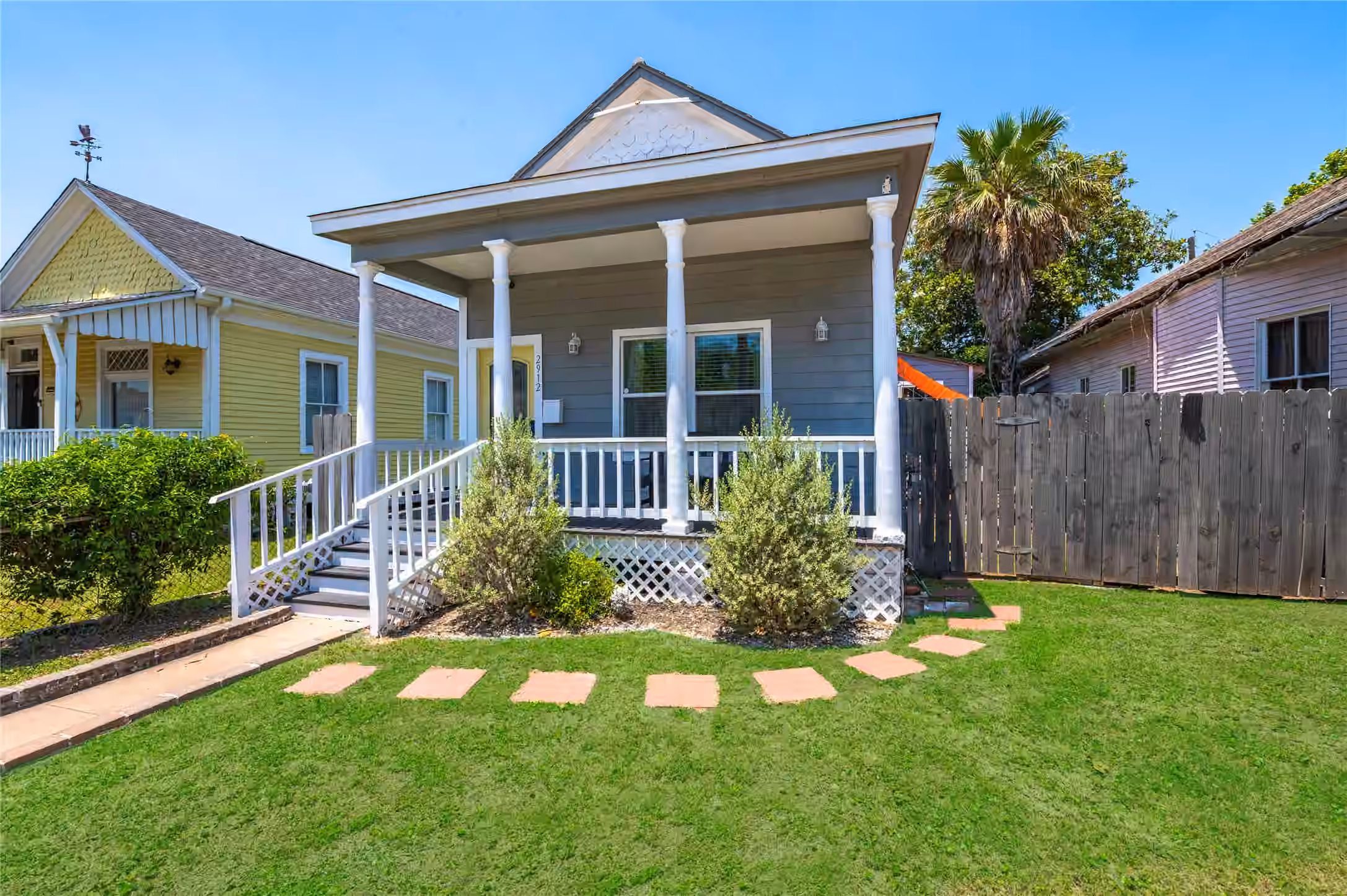 Photo of 2912 Avenue N 1/2, Galveston, TX 77550