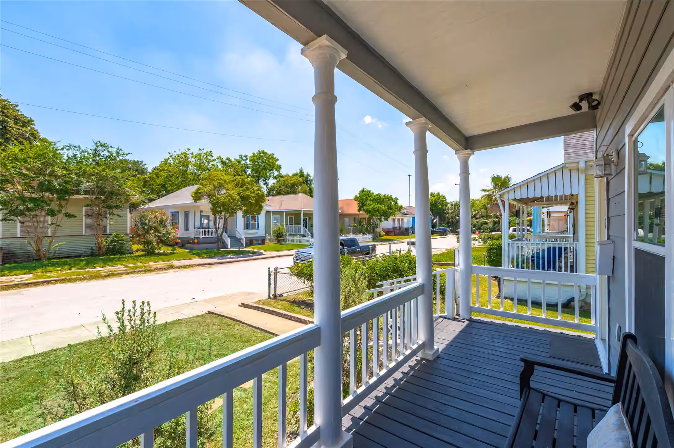 Photo 4 of 2912 Avenue N 1/2, Galveston, TX