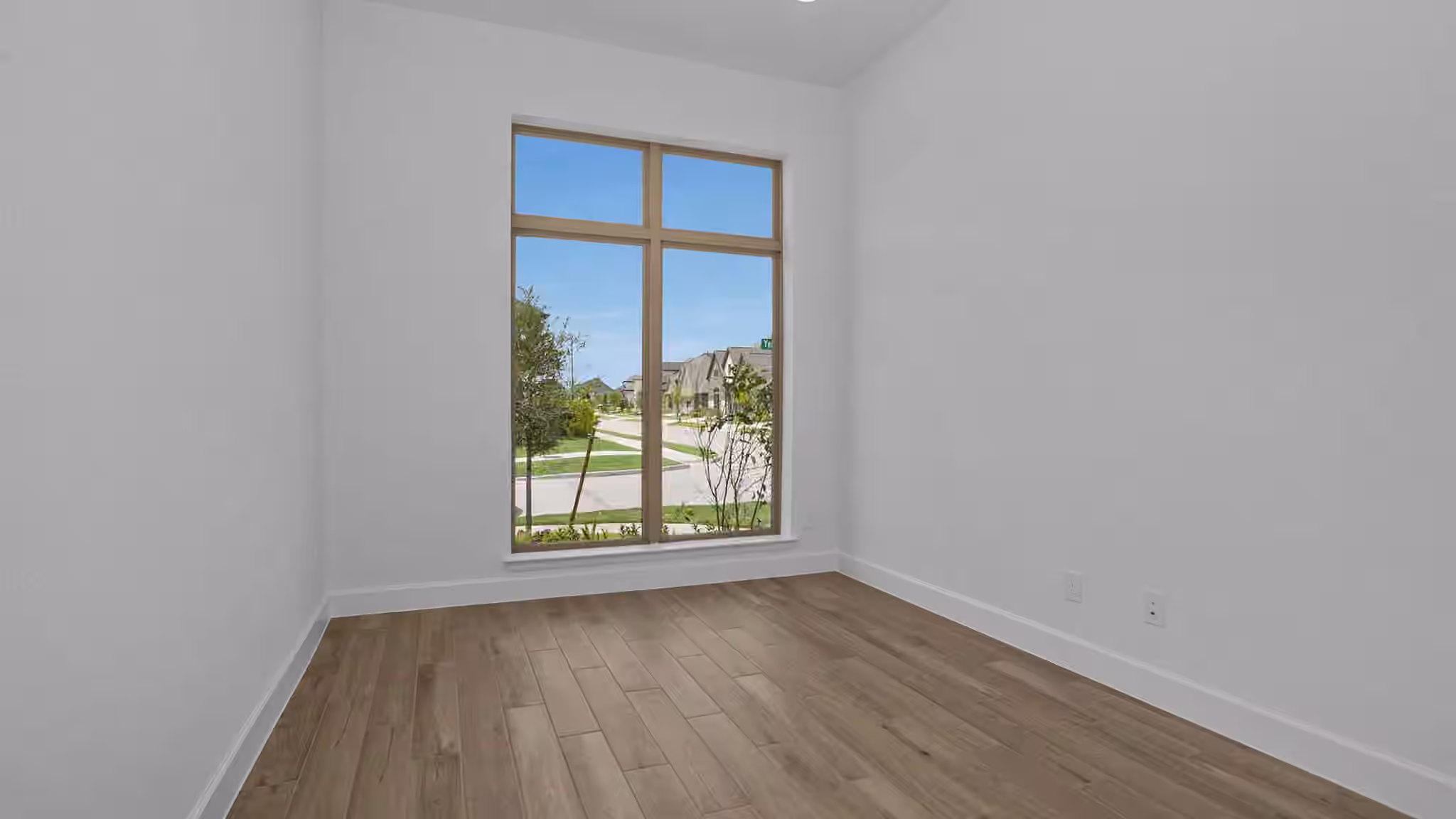 Photo 4 of 10730 Yellow Wild Indigo Lane, Cypress, TX