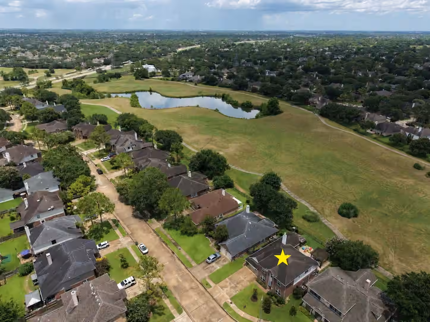 Photo of 3239 Braesview Drive, Pearland, TX 77584