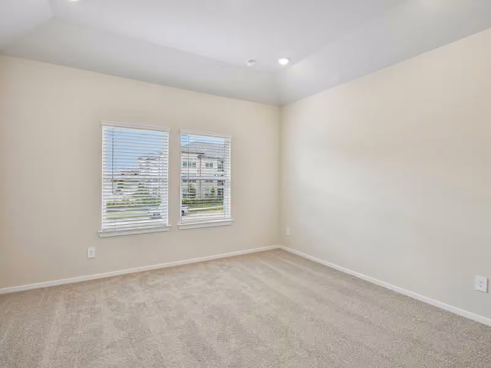 Photo 4 of 1030 Cedar Place Lane, Missouri City, TX