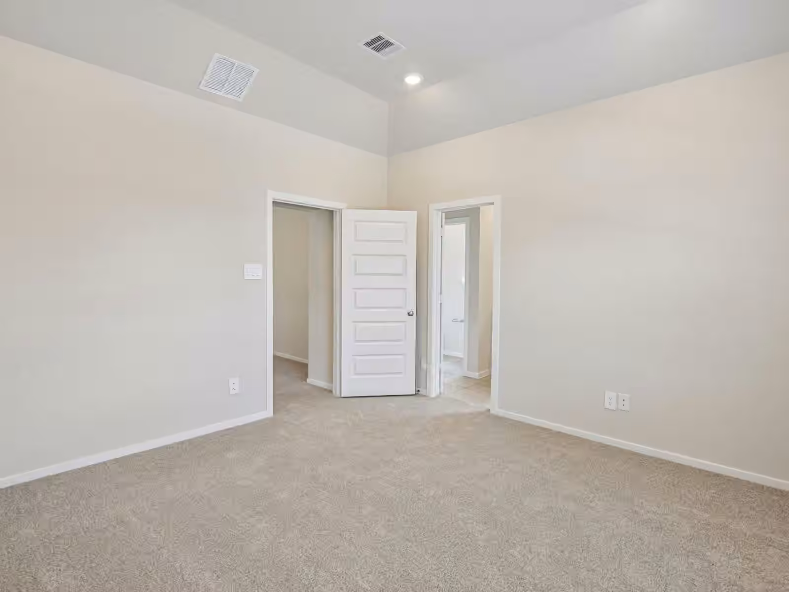 Photo 5 of 1030 Cedar Place Lane, Missouri City, TX