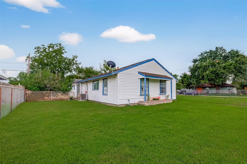 Photo 2 of 12402 Palmfree Street, Houston, TX