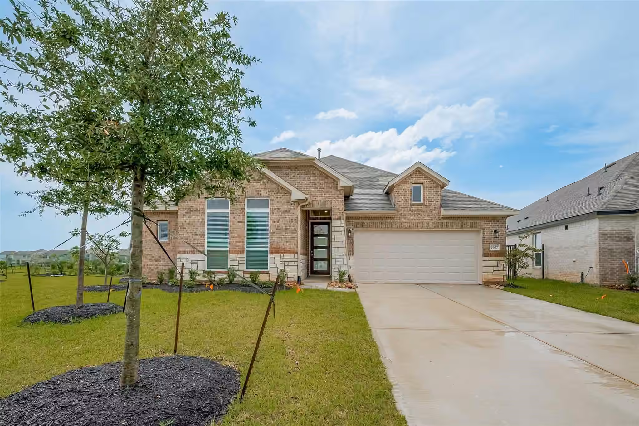 Photo 4 of 2907 Golden Isle Drive, Texas City, TX