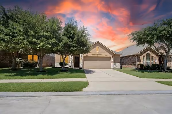 Photo 3 of 22327 Ebbets Field Drive, Spring, TX