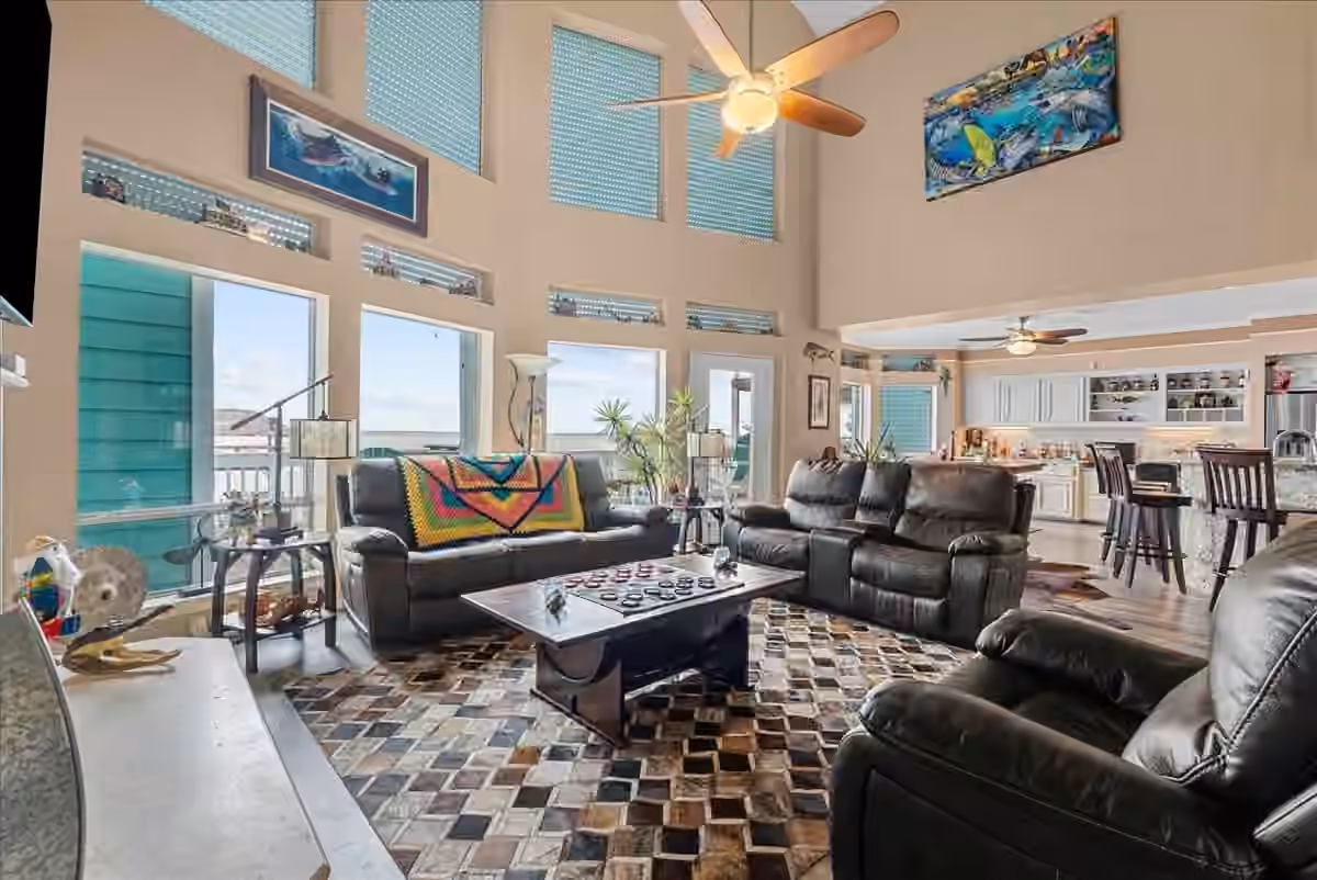 Photo 5 of 1331 Edwards Drive, San Leon, TX