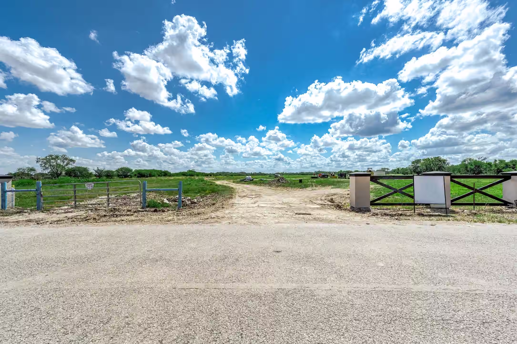 Photo 4 of 13927 Routt Point - Lot 4 Road, Needville, TX