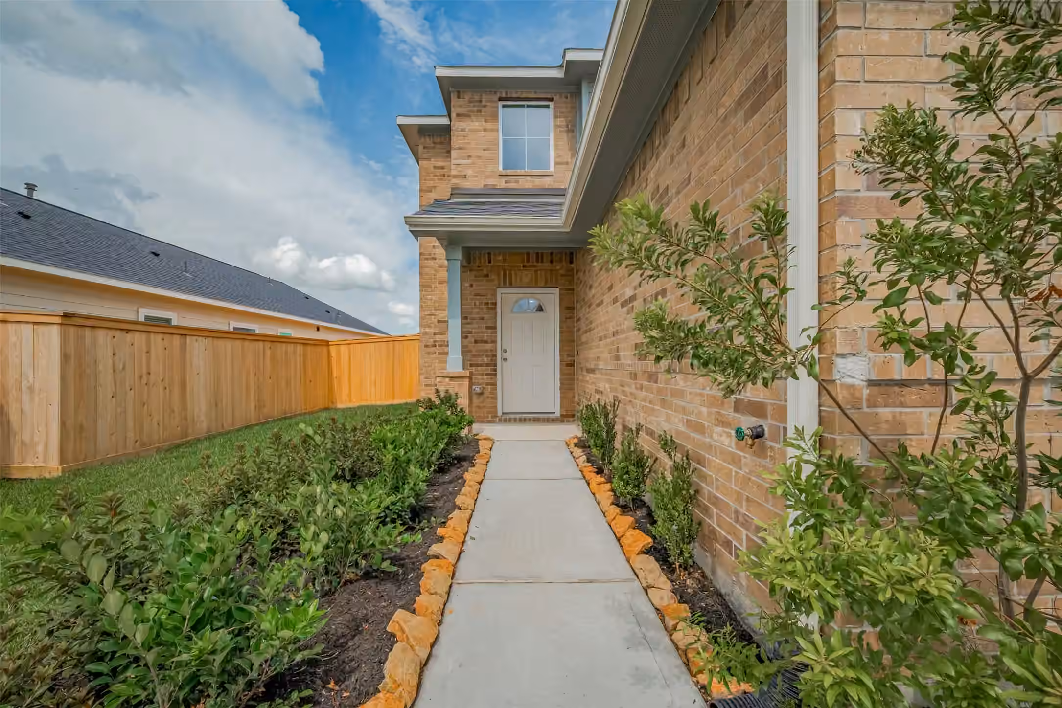 Photo 4 of 323 Palero Path, Brookshire, TX