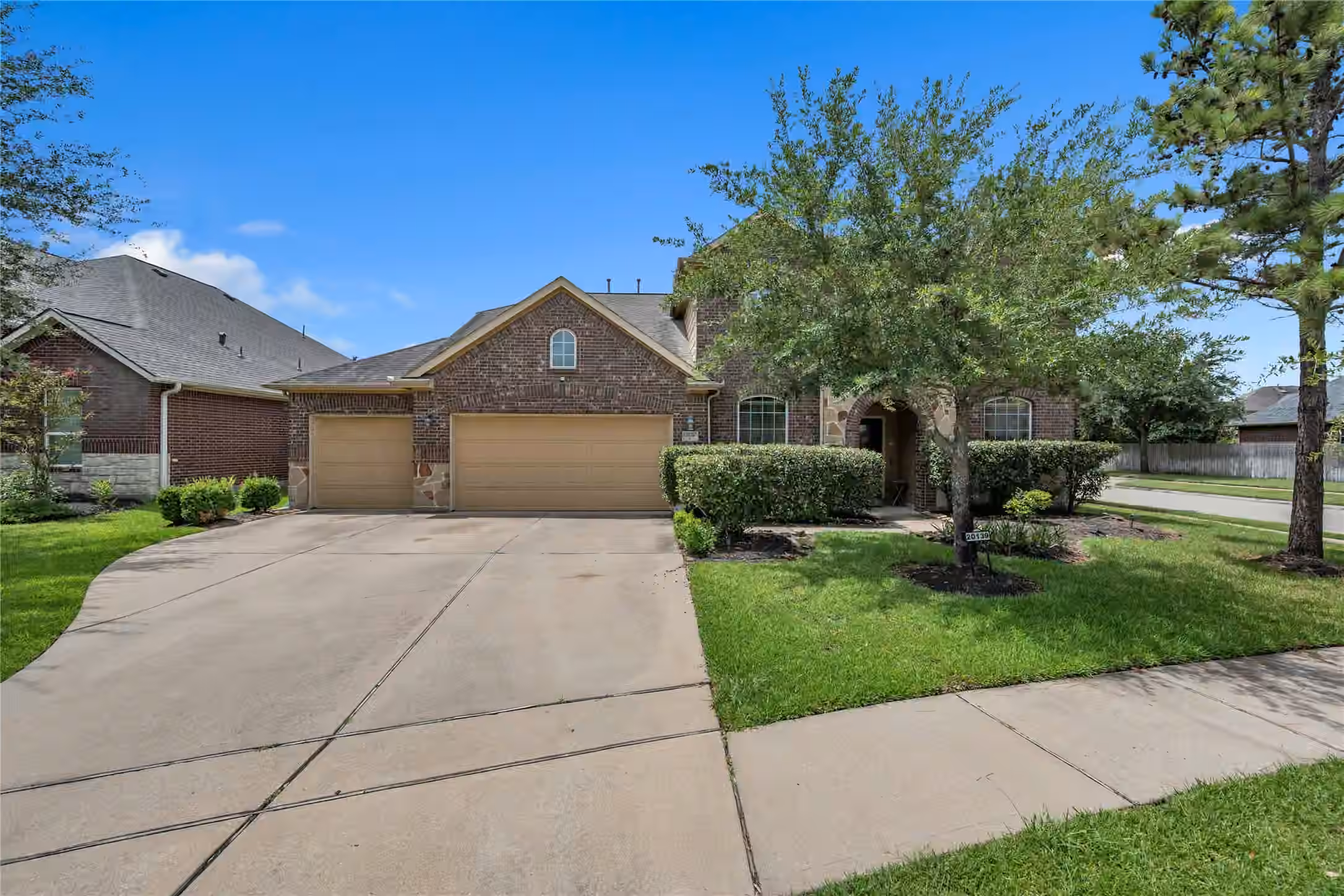 Photo 4 of 20139 Redondo Valley Drive, Cypress, TX