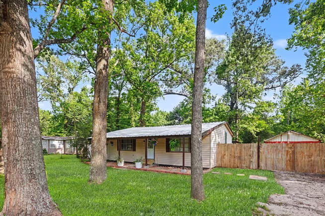 Photo 3 of 615 Elk Drive, Crosby, TX