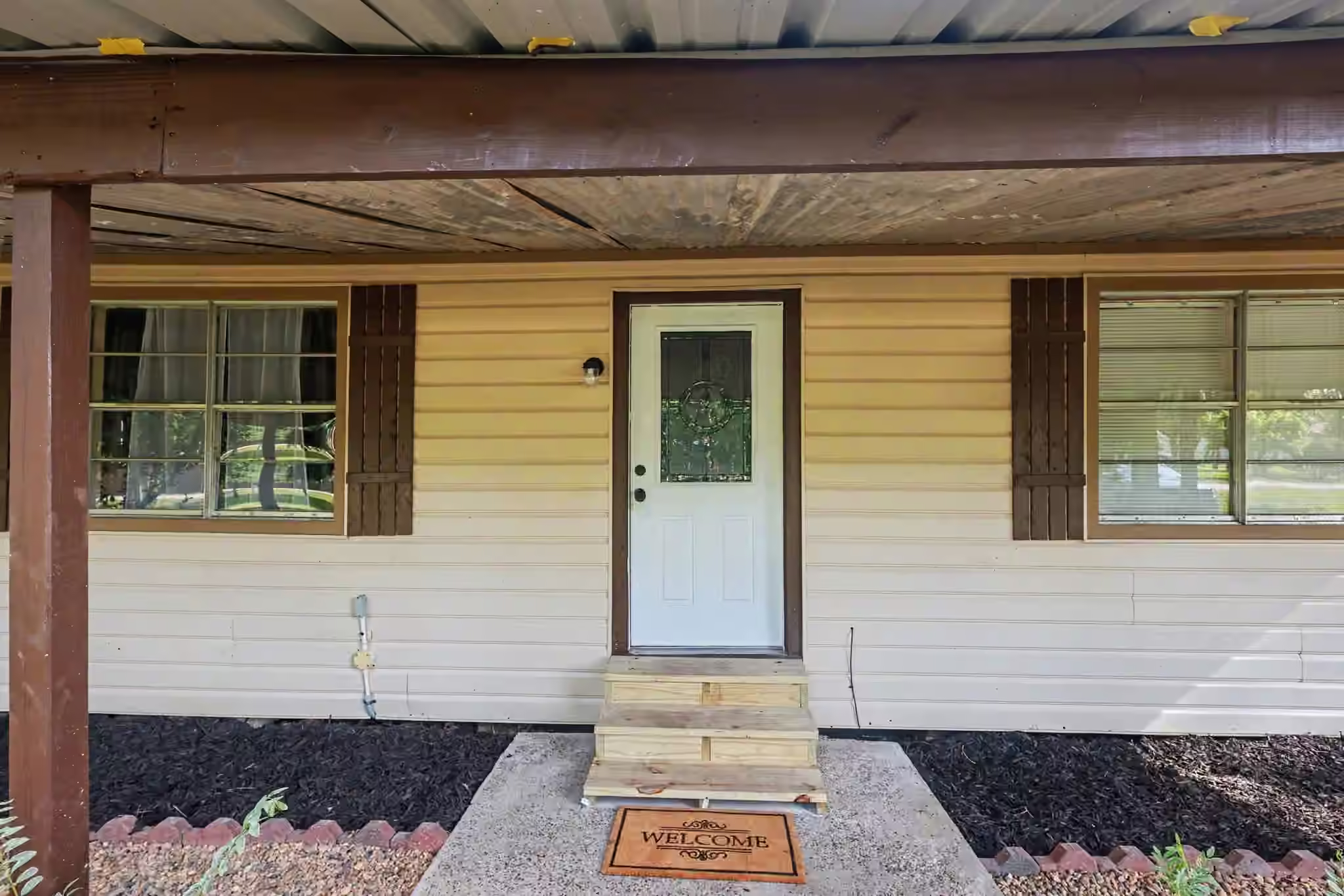 Photo 4 of 615 Elk Drive, Crosby, TX