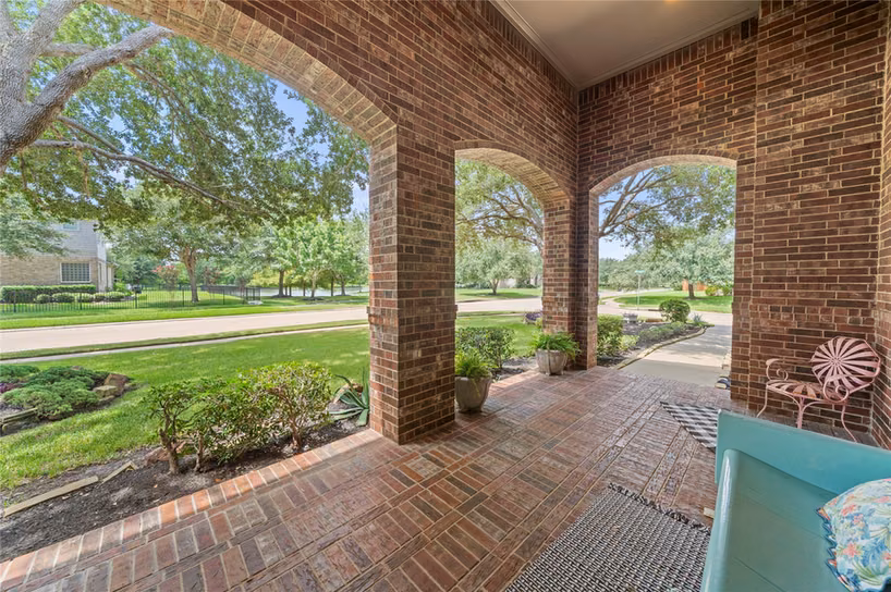 Photo 5 of 9302 Brady Branch Lane, Cypress, TX