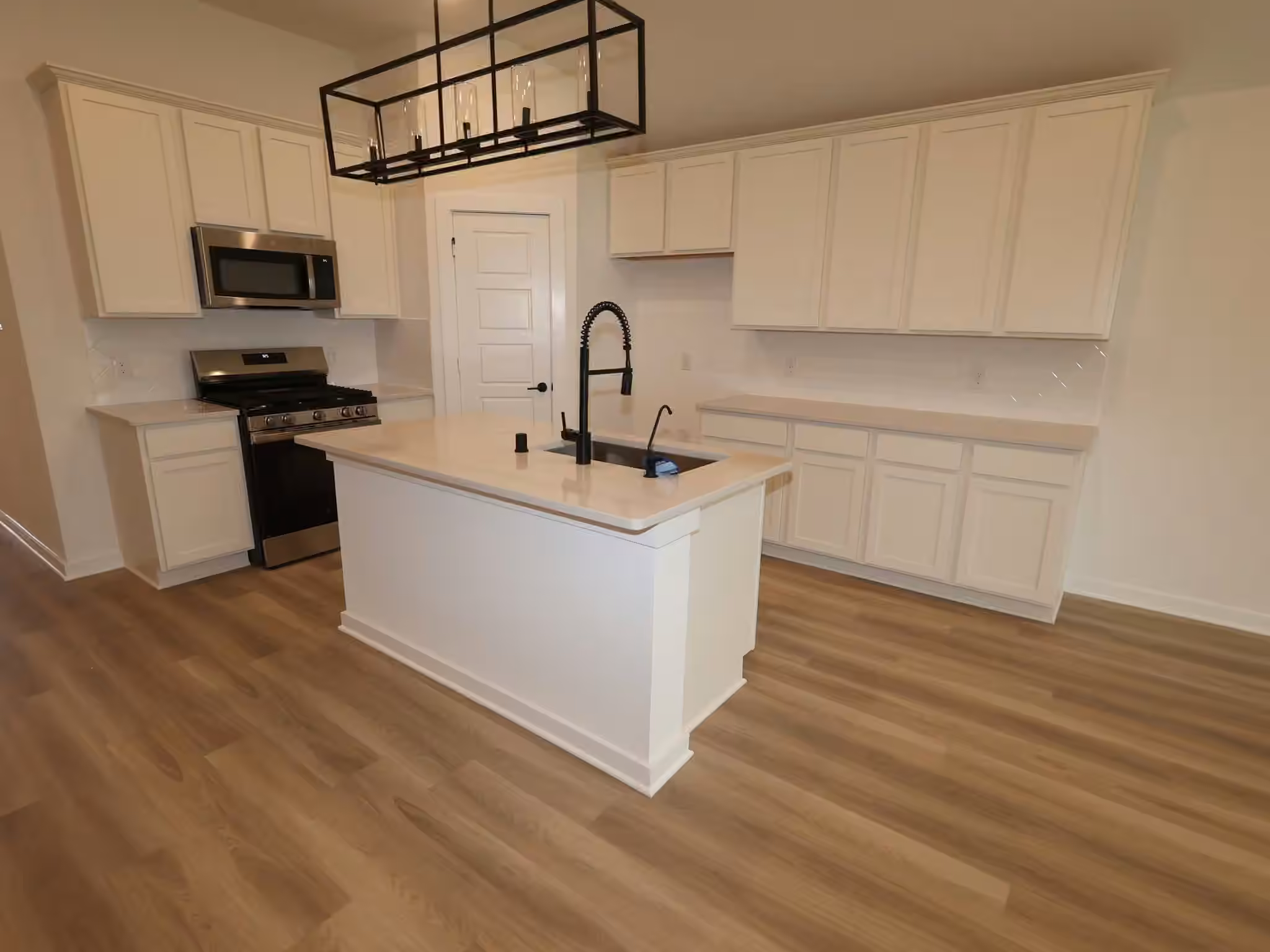 Photo 3 of 3410 Angus Farm Drive, Rosenberg, TX