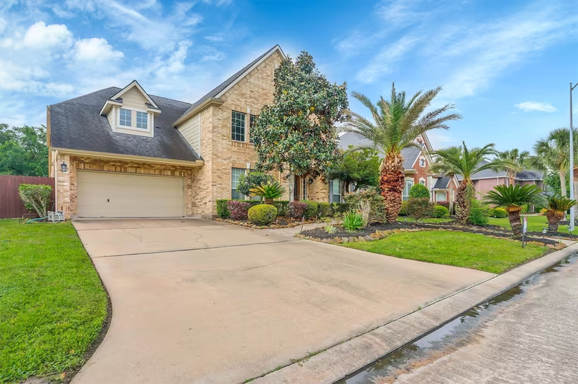 Photo 2 of 2322 Vinemead Court, Katy, TX