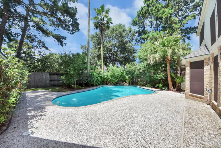 Photo 2 of 7522 Tumbling Road, Humble, TX