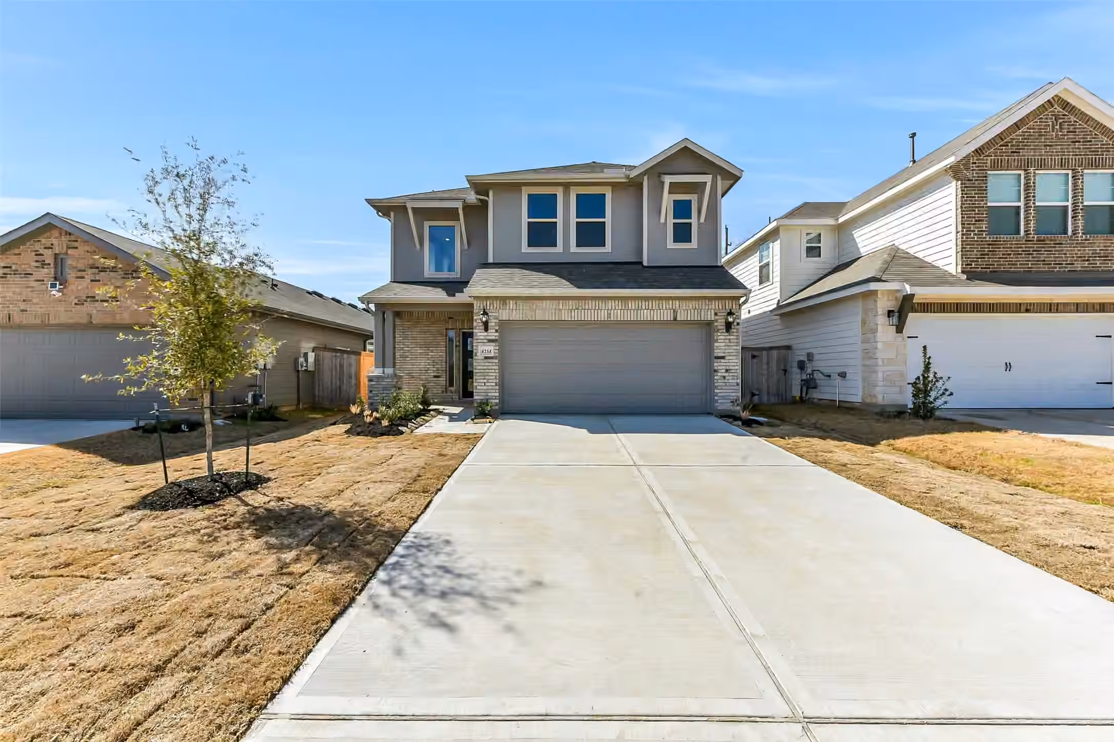 Photo 2 of 4214 Red Cedar Ring Lane, Pinehurst, TX