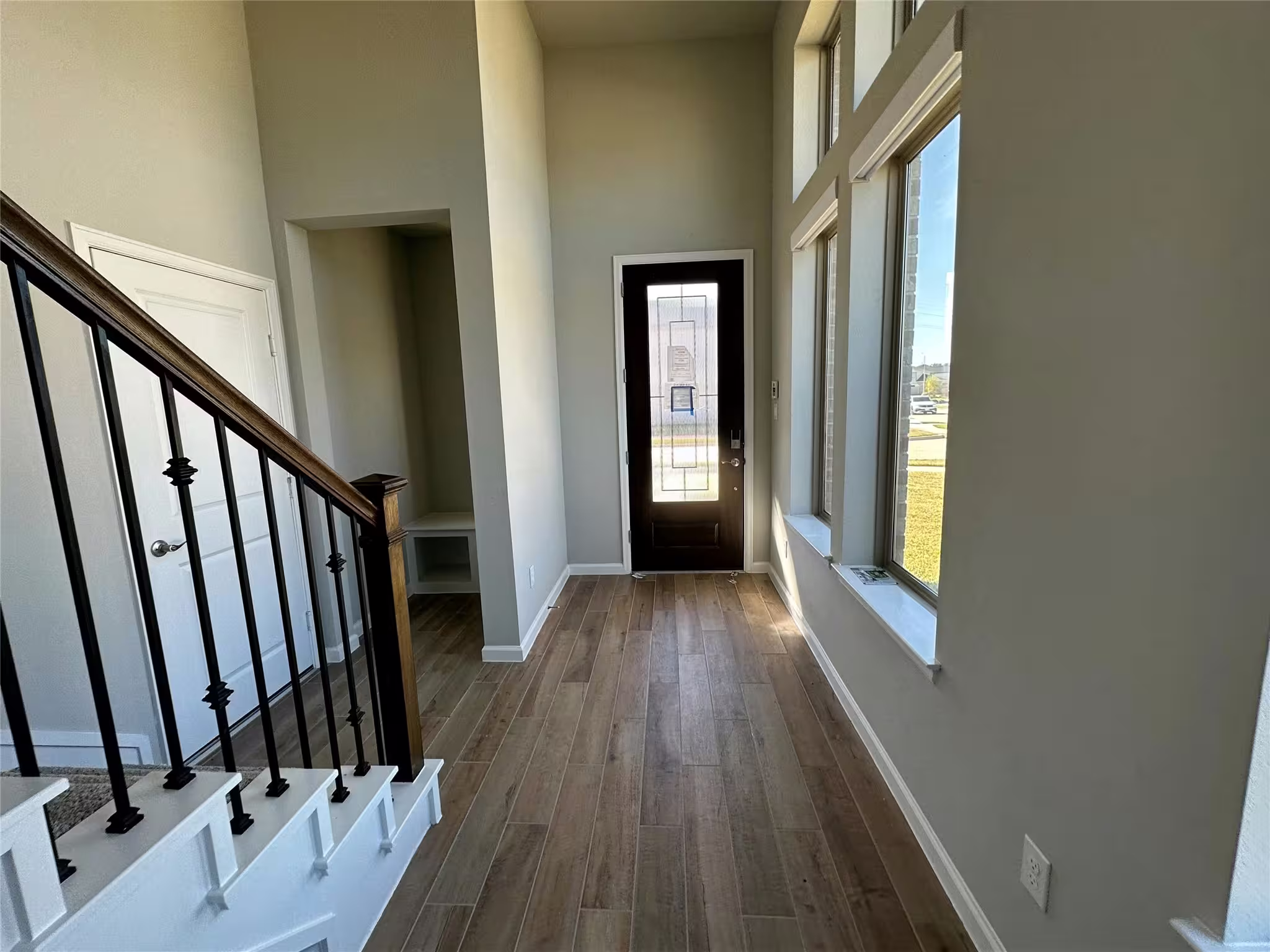 Photo 4 of 4034 Honeyspring Drive, Missouri City, TX